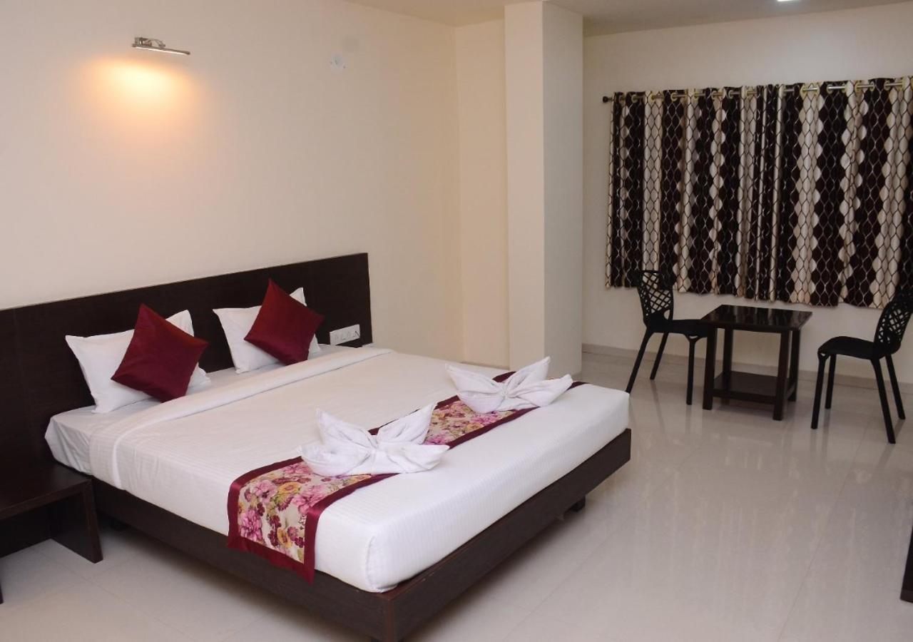 The Hotel Relax Kankavli Kankavali Экстерьер фото